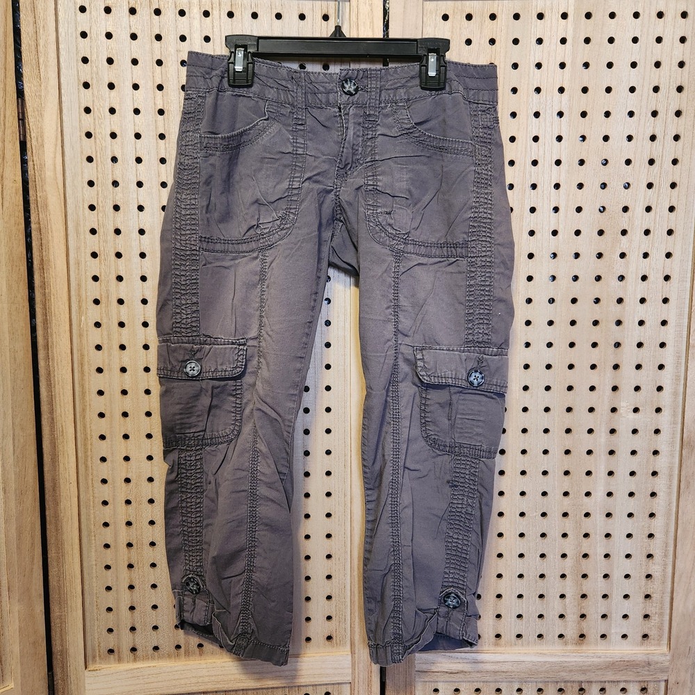 SO Low Rise Gray Cotton Cargo Capris Size 0 Lightweight